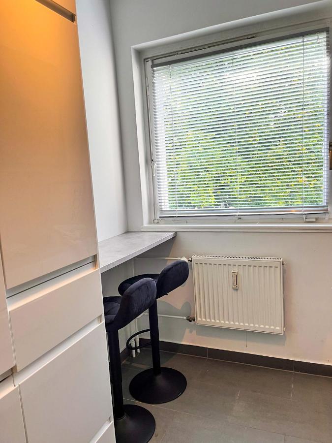 01 Bedroom In Mitte-Up To 5 People-Private Free Parking Берлин Экстерьер фото