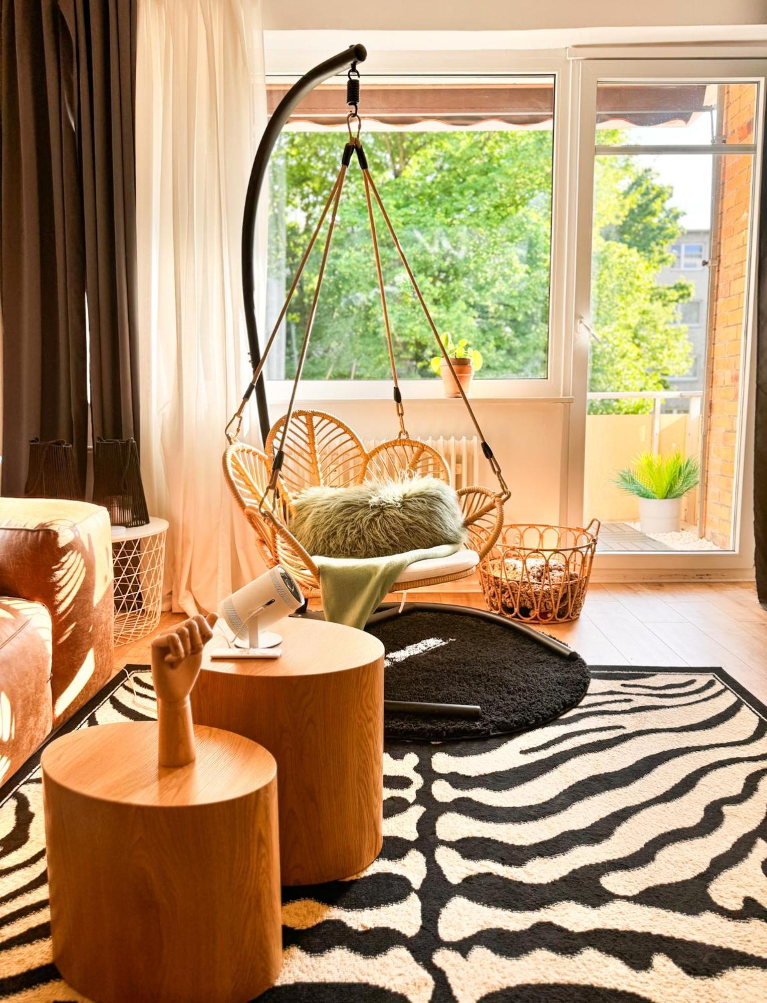 01 Bedroom In Mitte-Up To 5 People-Private Free Parking Берлин Экстерьер фото